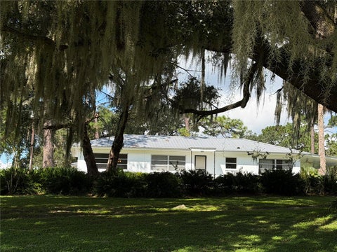 Tiny photo for 29025 SE 150th Street, Altoona, FL 32702 (MLS # G5118435)