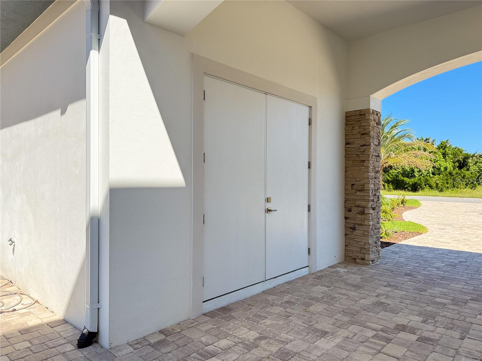 ISLAND ESTATES SUBD - Residential