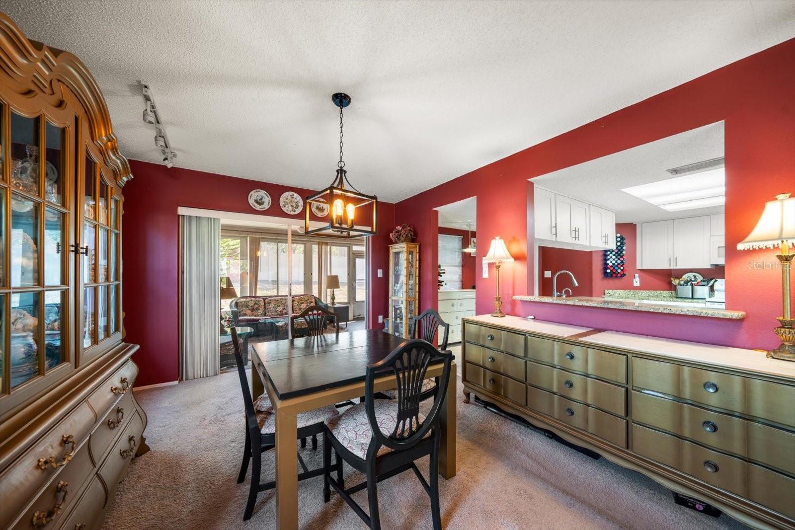 HOLIDAY LAKE VILLAS PH I - Residential Lease