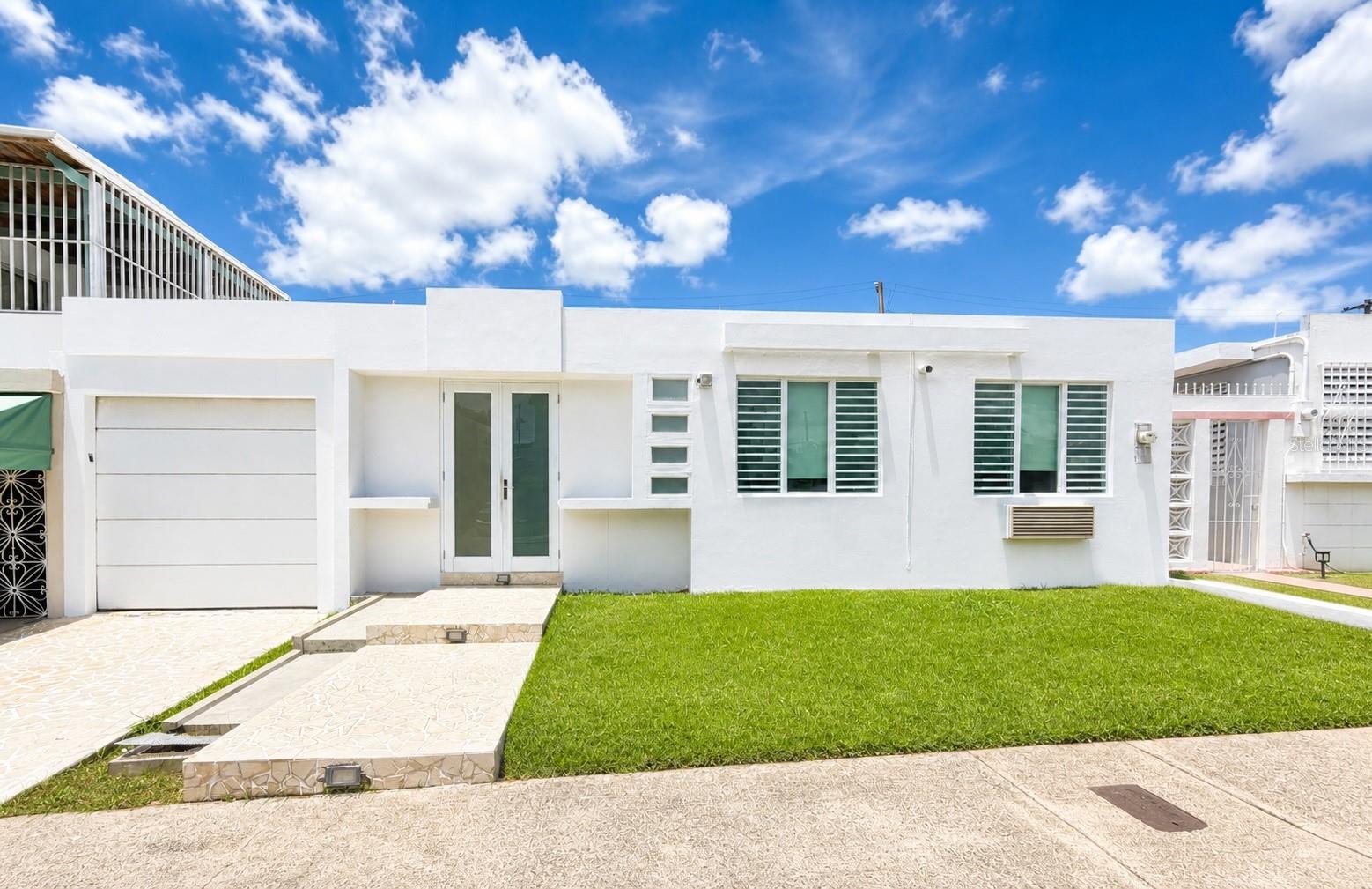 SUMMIT HILLS - Residential
