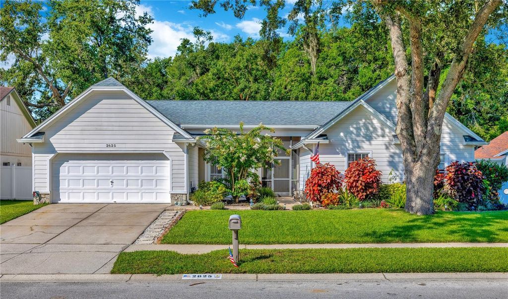 Photo of 2625 Crestfield Drive, Valrico, FL 33596 (MLS # J993711)