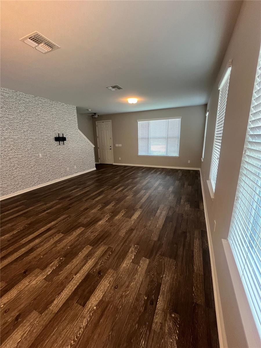 ASHLIN PARK PH 2 - Residential Lease