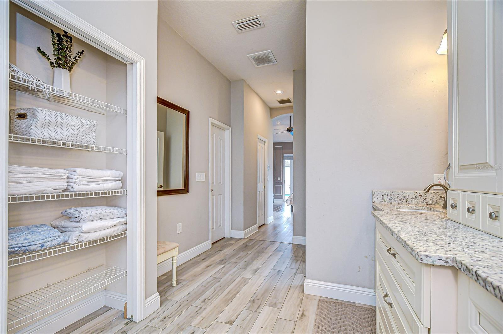 BLOOMINGDALE - Residential
