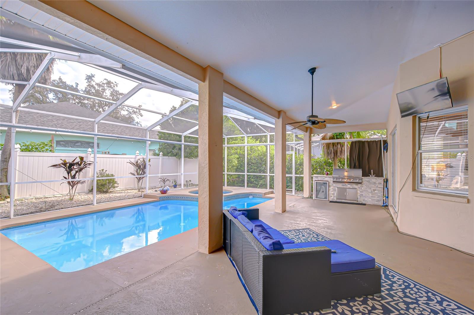 BLOOMINGDALE - Residential