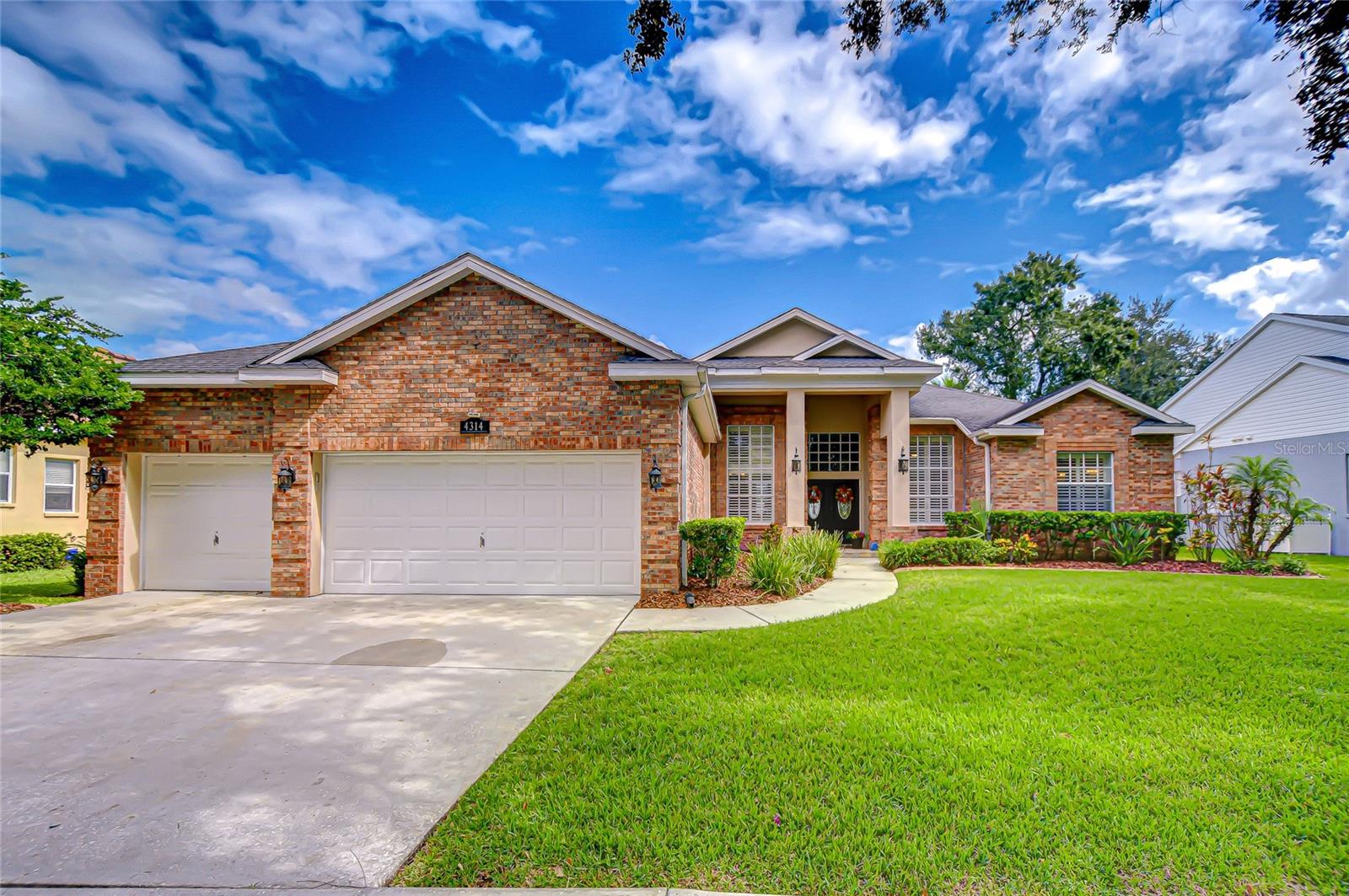 BLOOMINGDALE - Residential