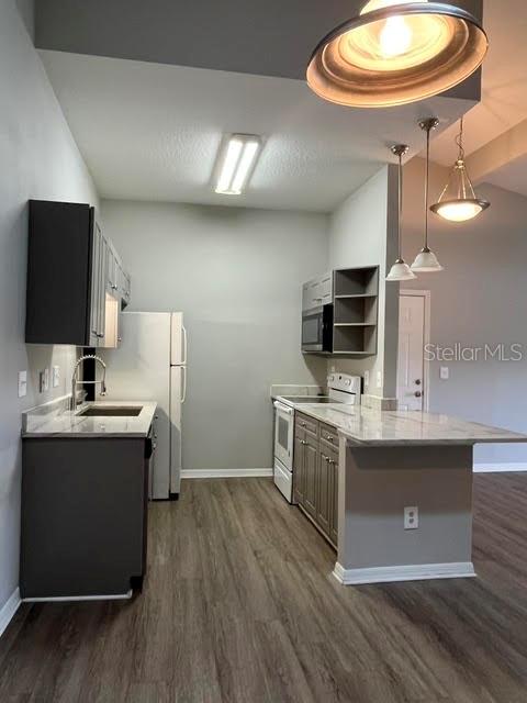 145 N PEARL LAKE CAUSEWAY 204