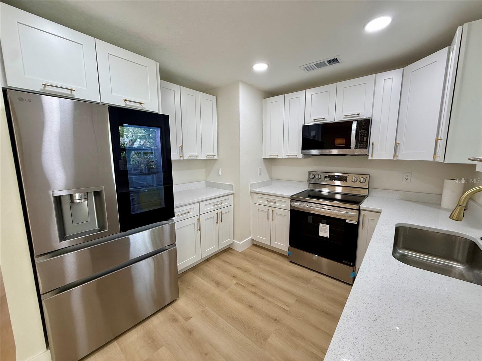 SKY LARK UNIT 2 REP - Residential