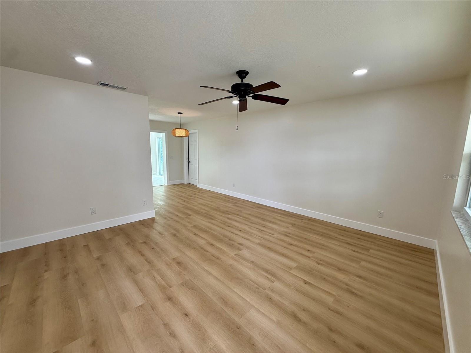 SKY LARK UNIT 2 REP - Residential