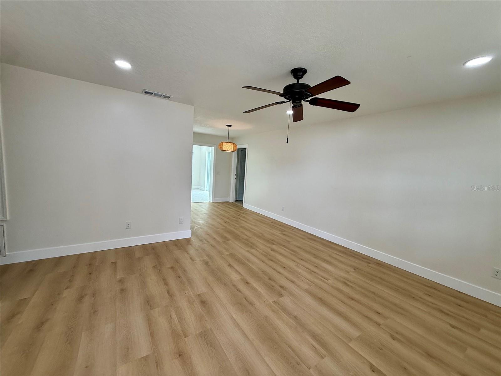 SKY LARK UNIT 2 REP - Residential