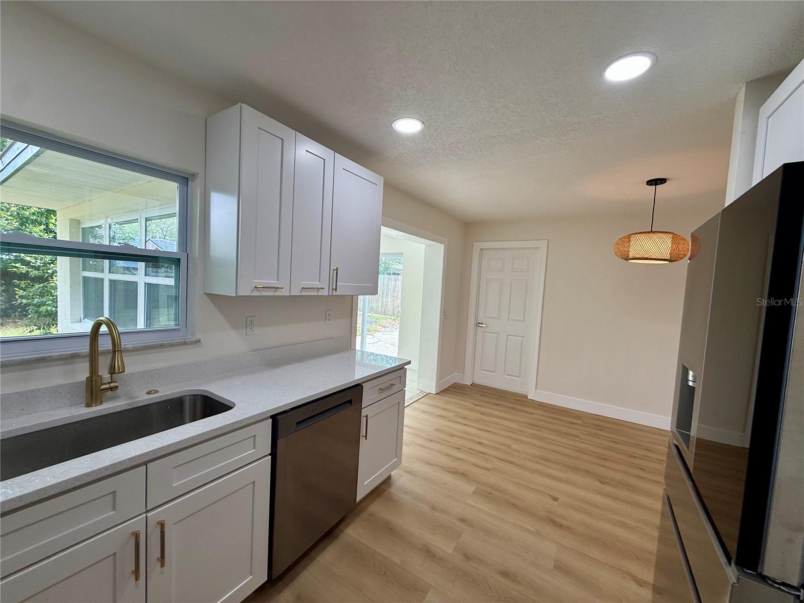 SKY LARK UNIT 2 REP - Residential