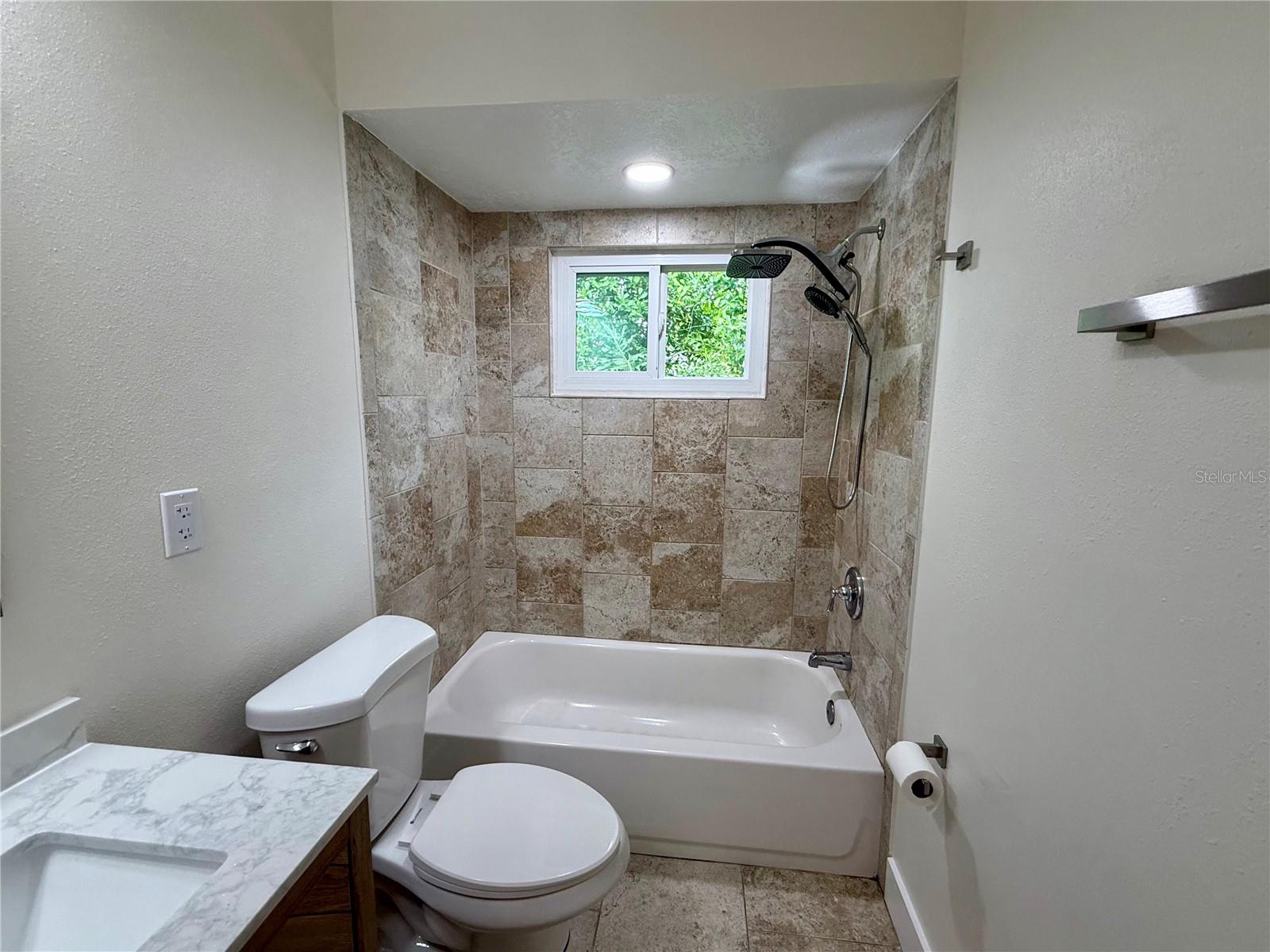 SKY LARK UNIT 2 REP - Residential