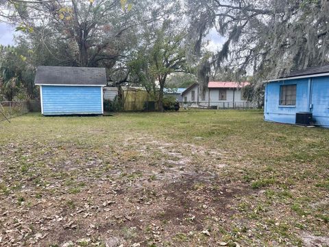 A home in TAMPA