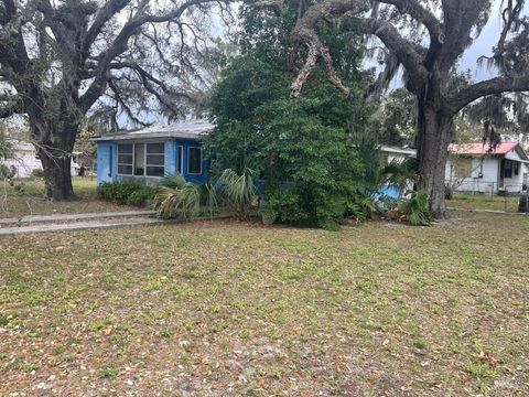 A home in TAMPA