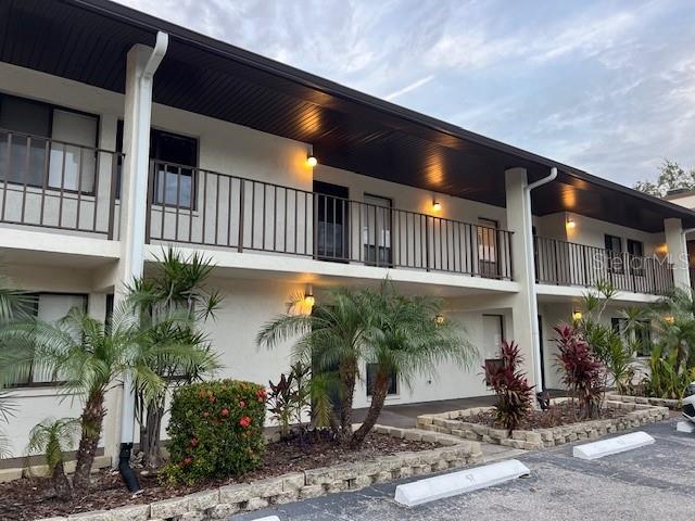 A charming two-bedroom condominium conveniently located near Siesta Key beach awaits you. Each bedroom boasts a comfortable queen-size bed for a restful night's sleep, complemented by TVs in both rooms for your entertainment. This unit features an indoor laundry room for added convenience, along with a screened-in lanai where you can unwind. Additionally, the eat-in kitchen provides a cozy space for enjoying meals together. Discover the perfect blend of comfort and convenience in this lovely condominium retreat. Tenants are responsible for electric, cable TV, and internet for the off-season months. Call for availability.