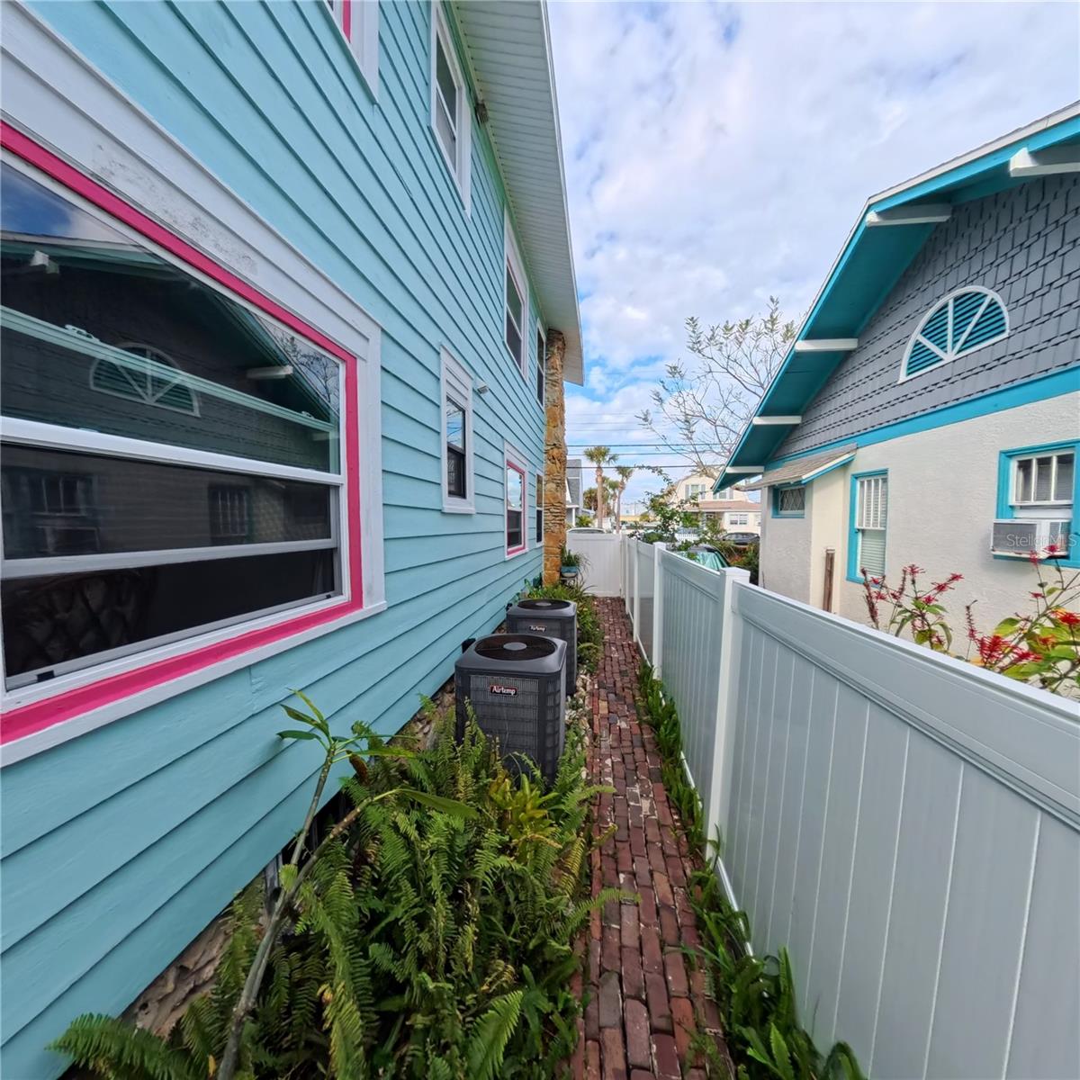 MARSHALL PARK DAYTONA BEACH - Residential Income