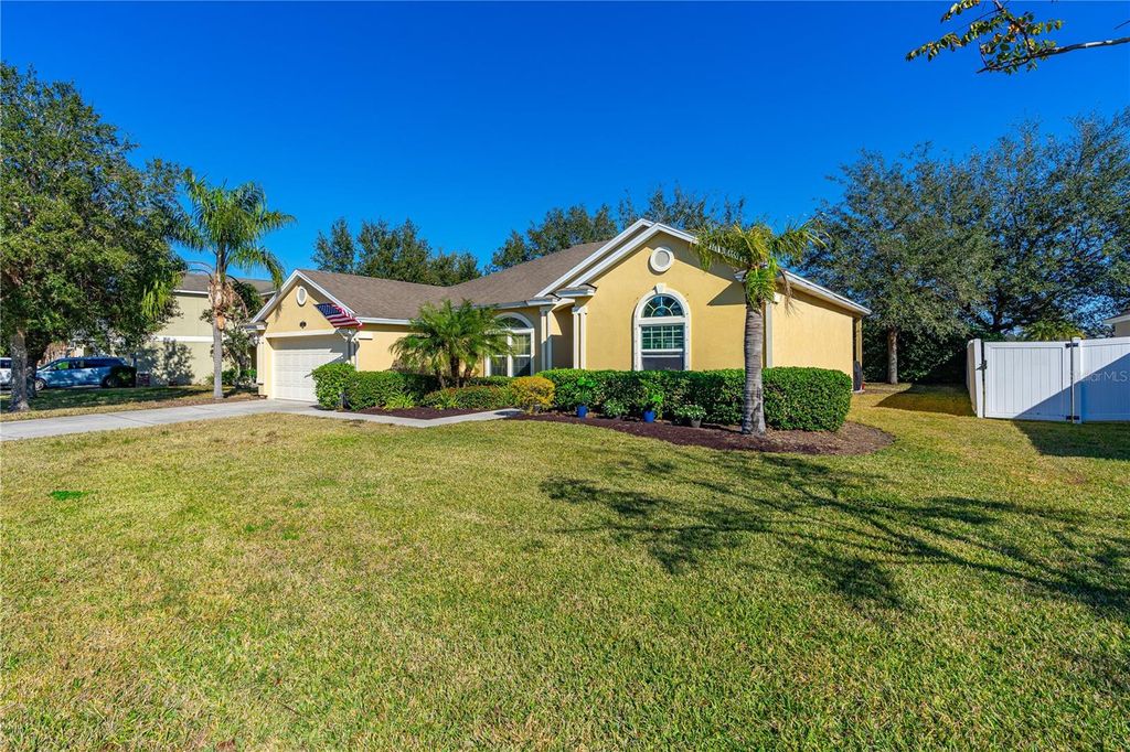 Photo of 727 Grape Ivy Lane, New Smyrna Beach, FL 32168 (MLS # V4947843)