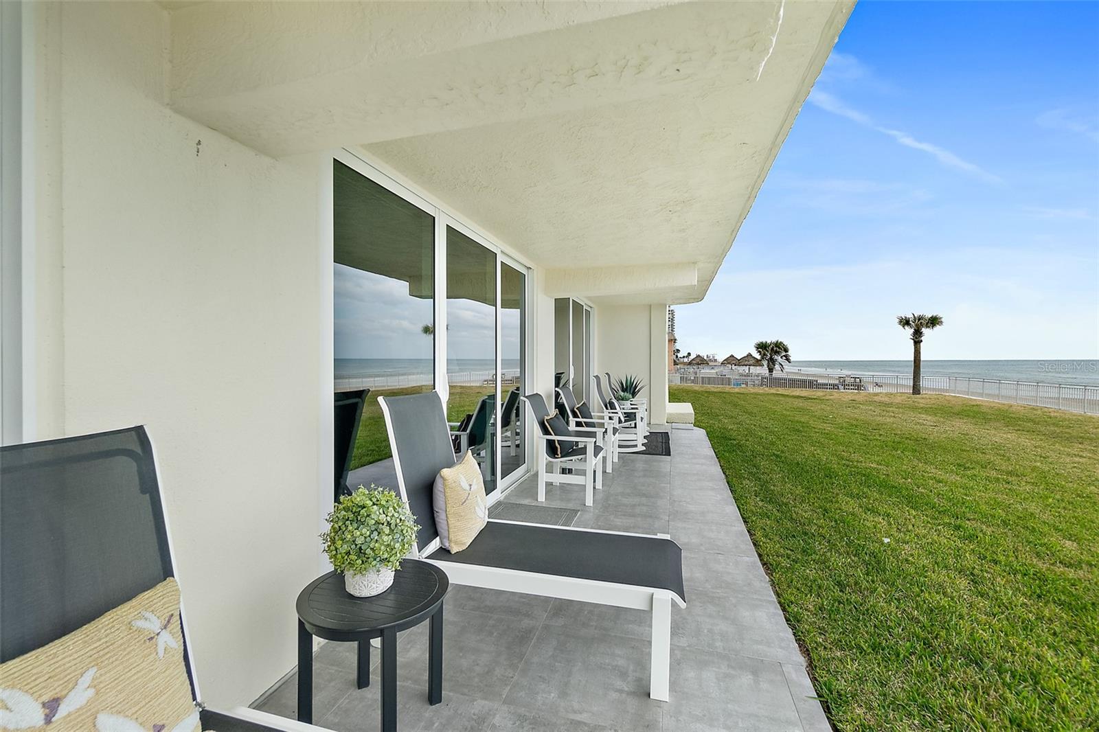 PENINSULA CONDO - Residential