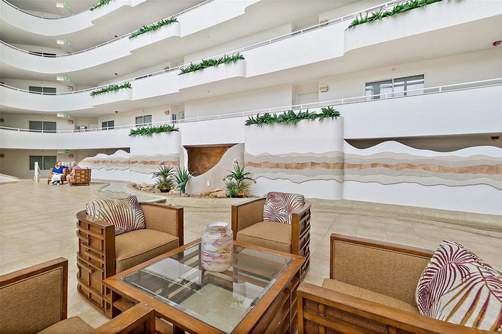 PENINSULA CONDO - Residential