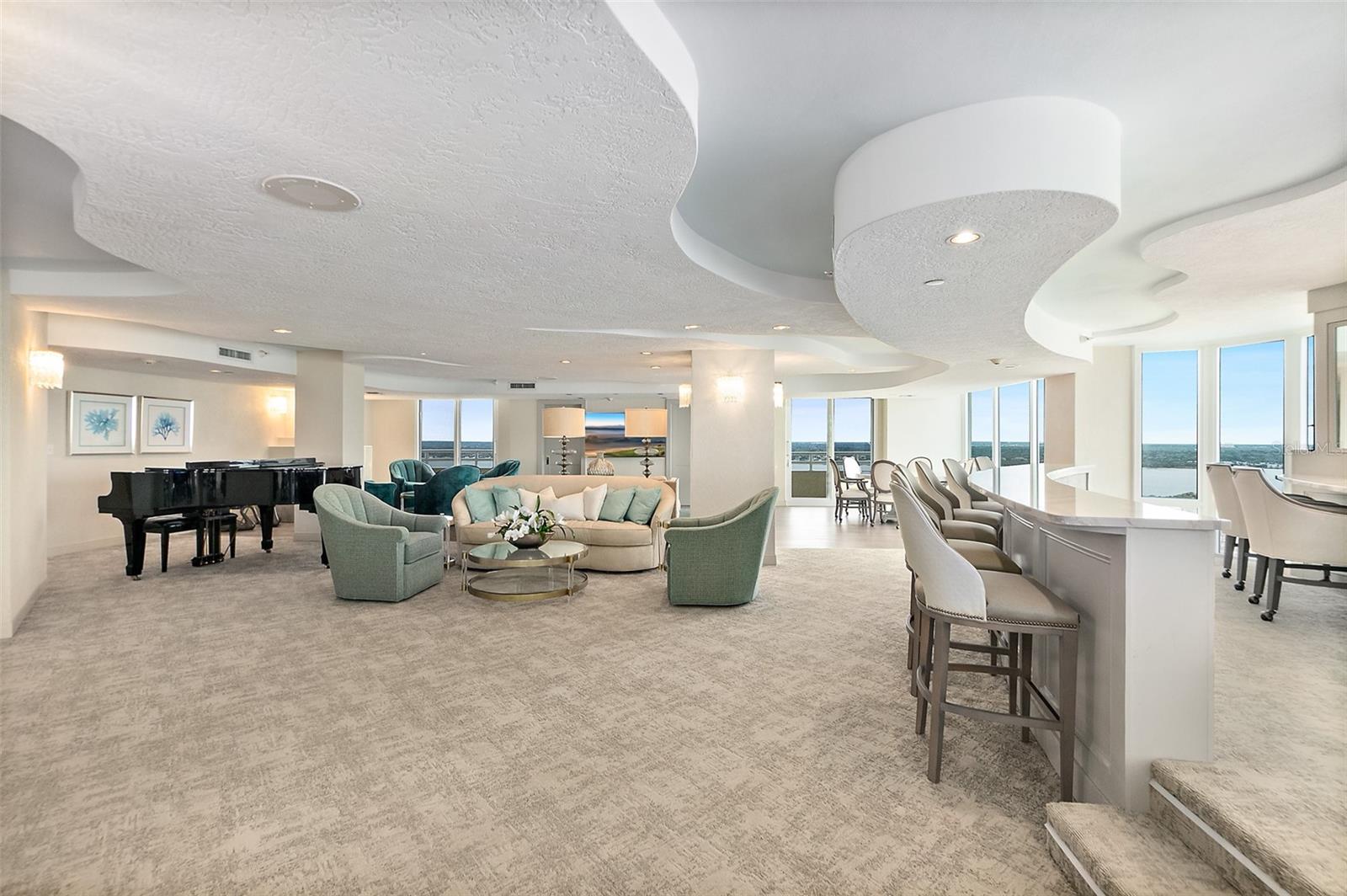 PENINSULA CONDO - Residential