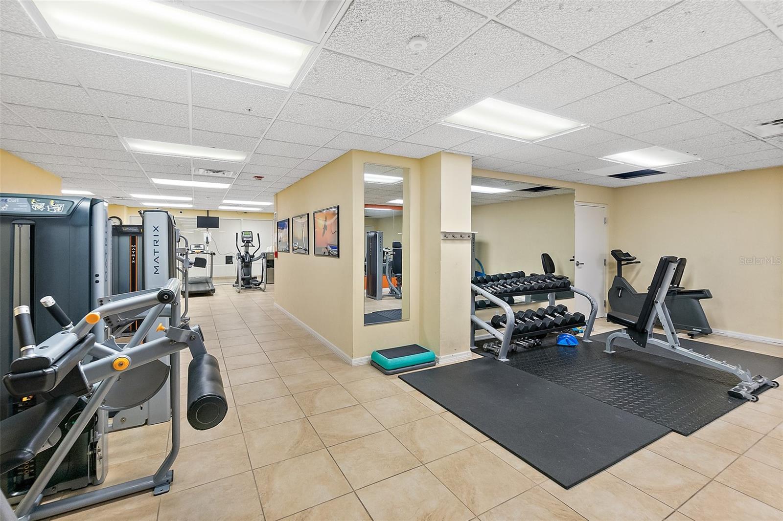 PENINSULA CONDO - Residential