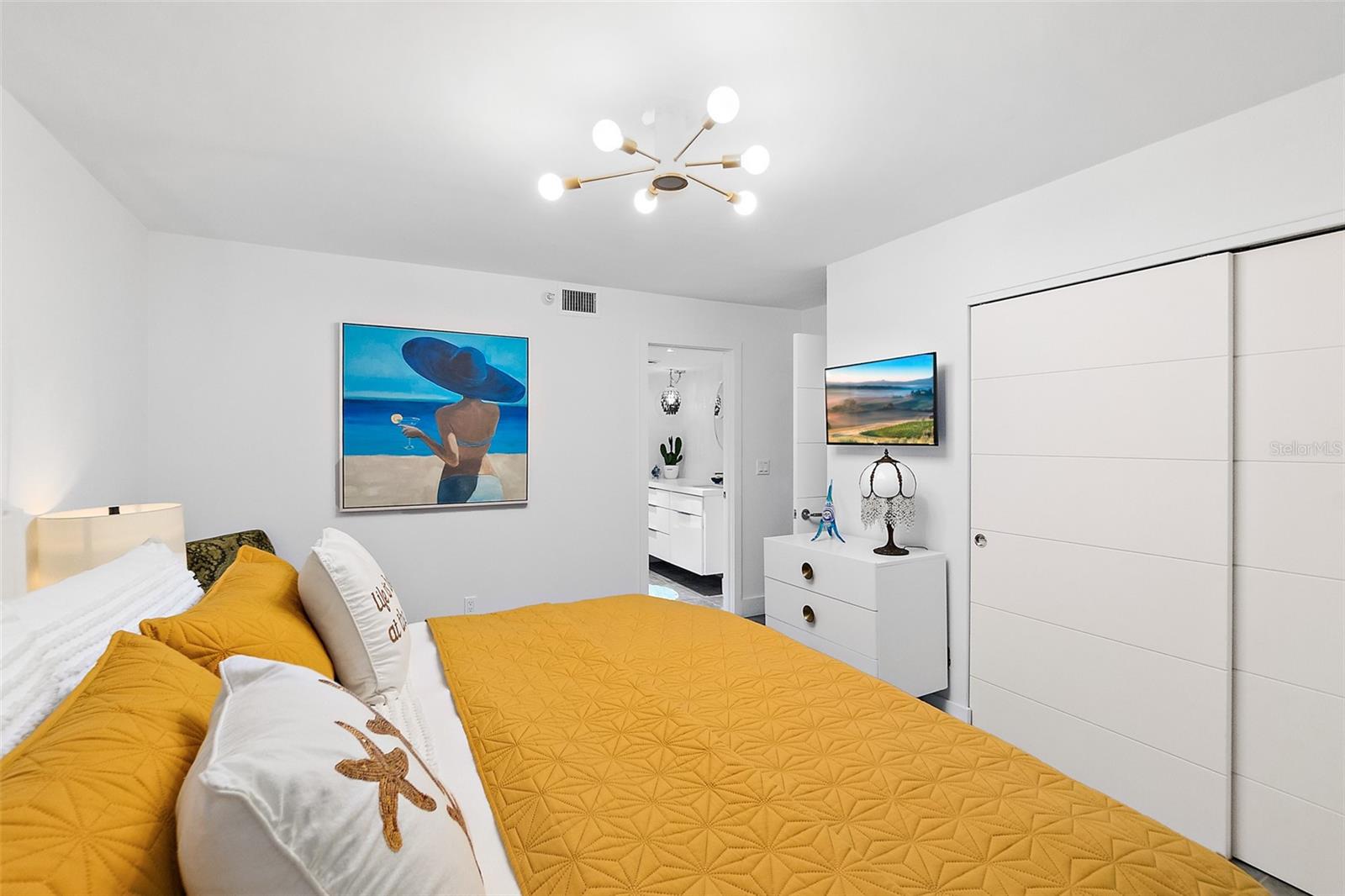 PENINSULA CONDO - Residential