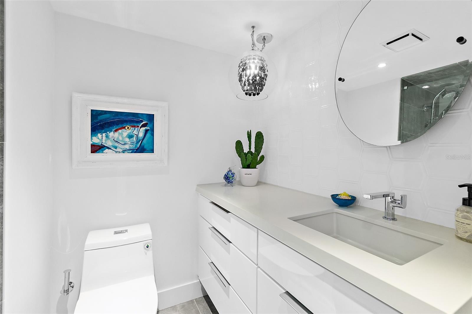 PENINSULA CONDO - Residential