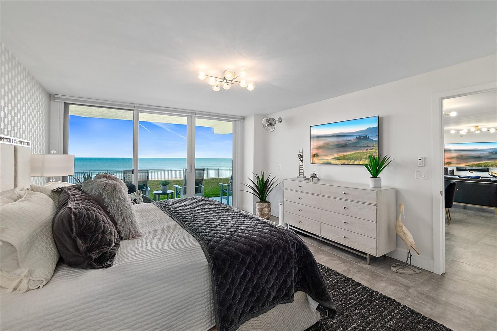 PENINSULA CONDO - Residential