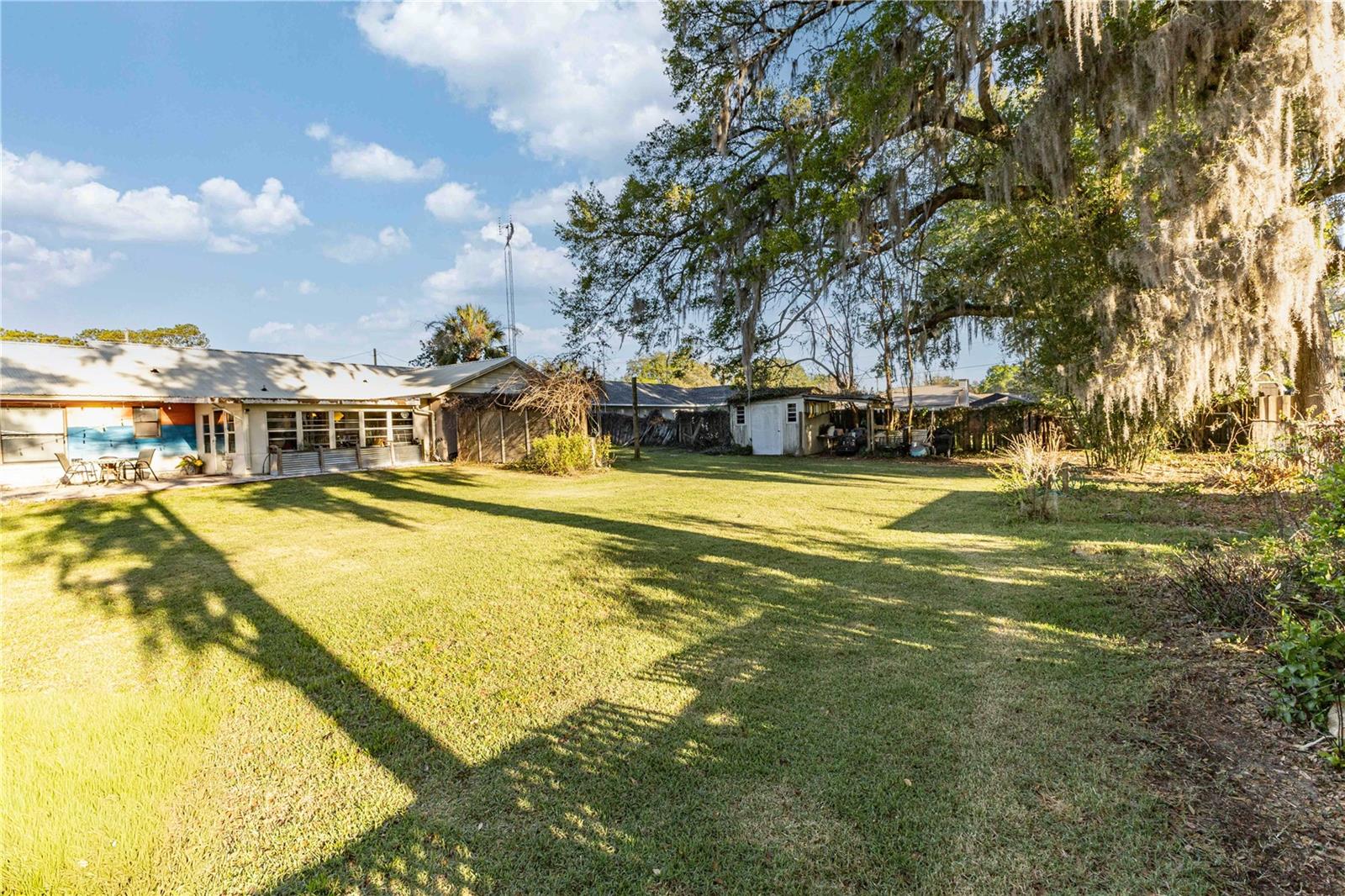 COUNTRY WALK 02 - Residential