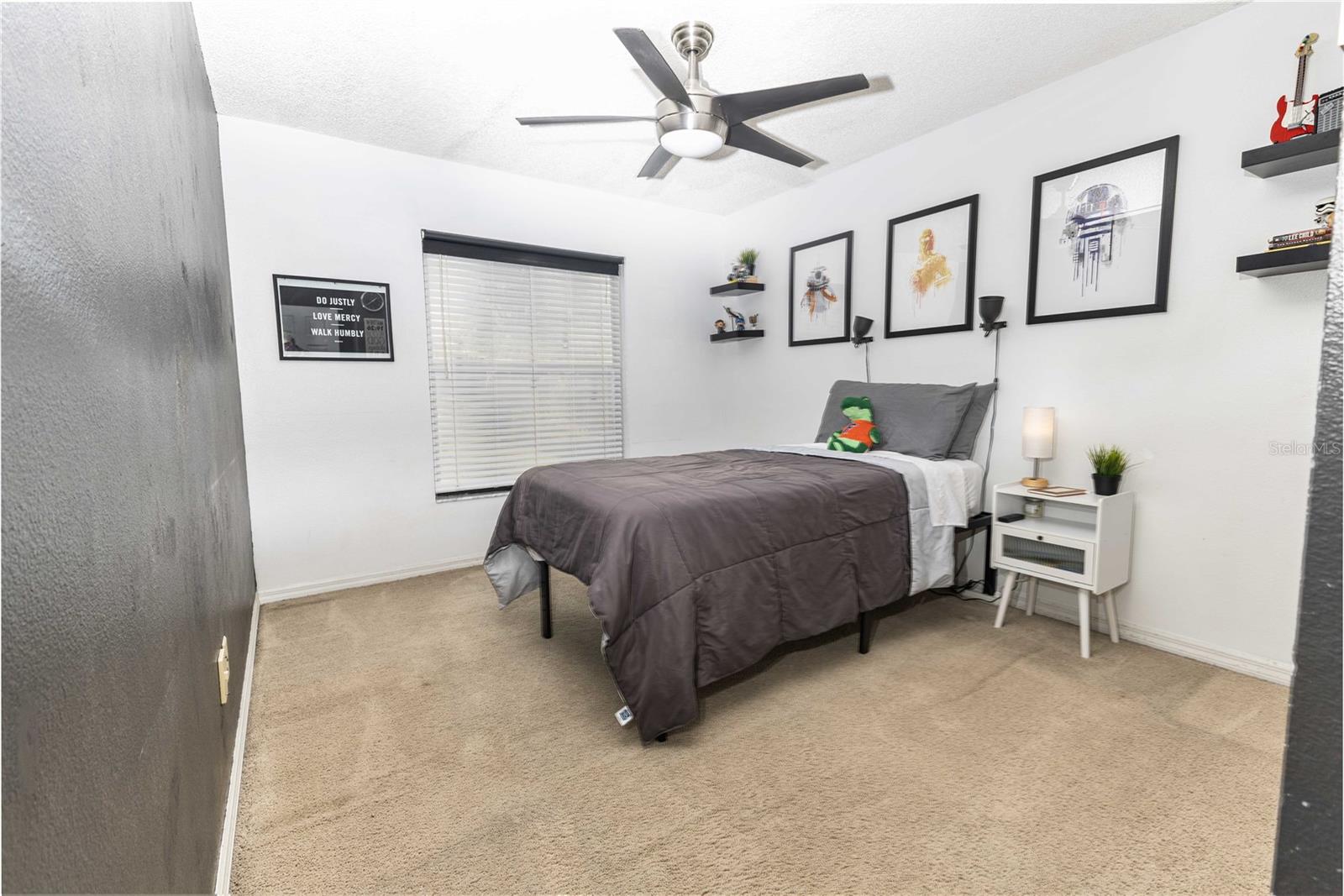 COUNTRY WALK 02 - Residential