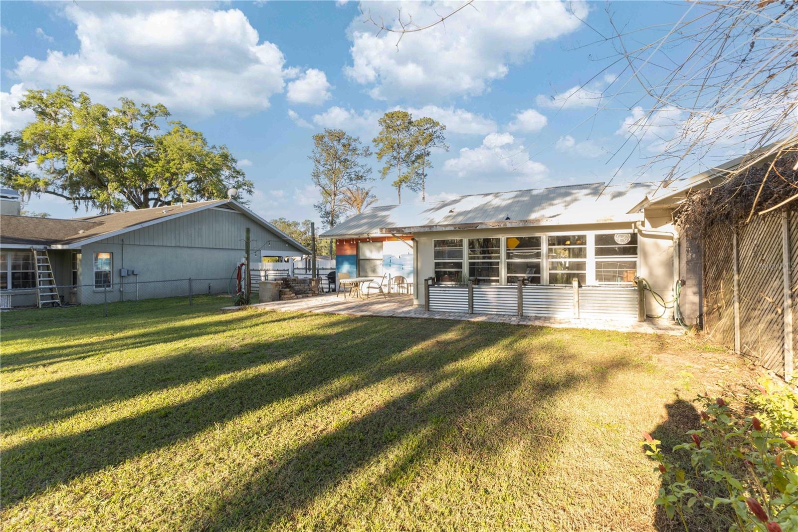 COUNTRY WALK 02 - Residential