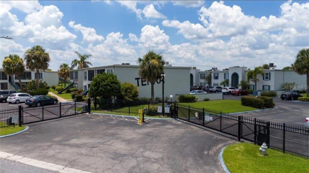 TERRA CONDO - Residential