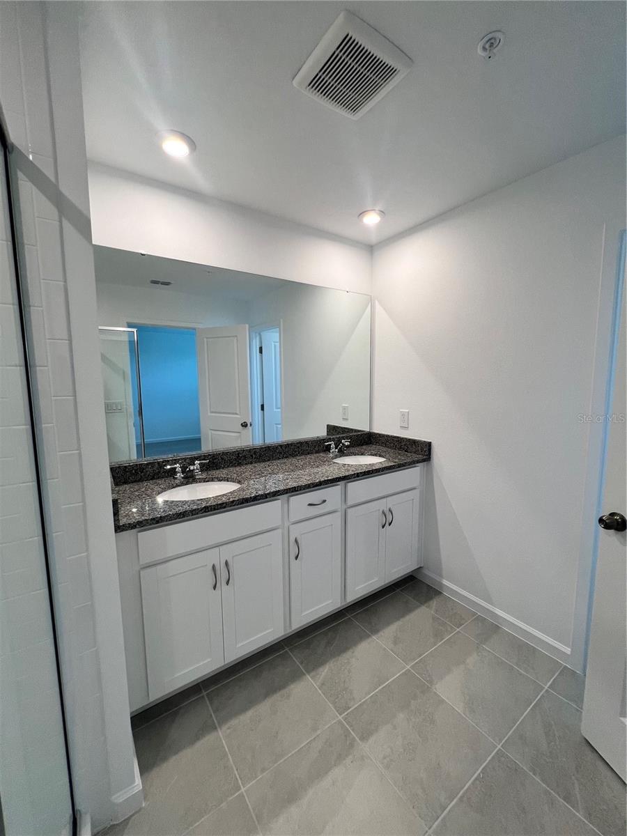 MEADOWLARK LANDING - Residential Lease