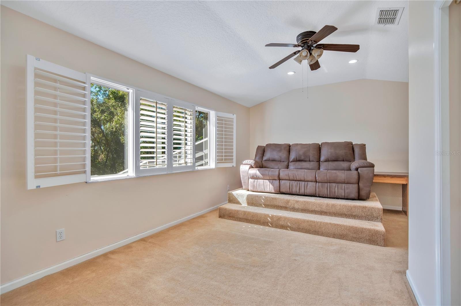 HUNTINGTON POINTE PH 3 - Residential