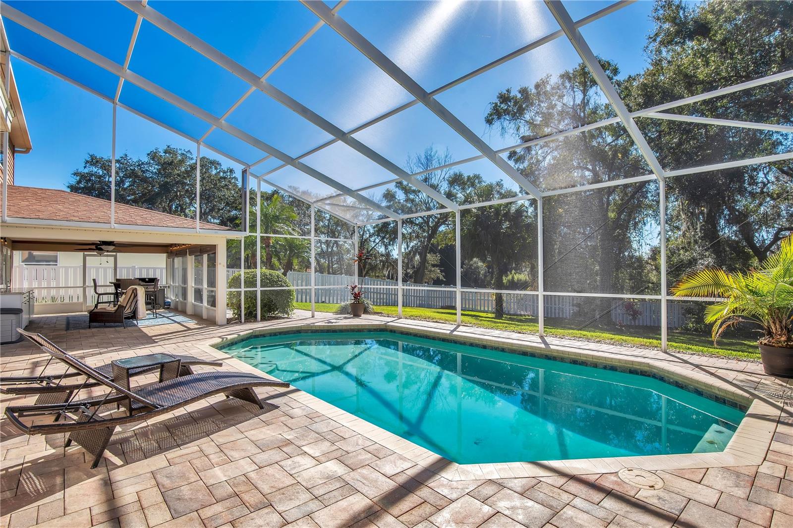 HUNTINGTON POINTE PH 3 - Residential