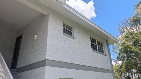 458 Fairways Circle C201, Ocala, FL 34472