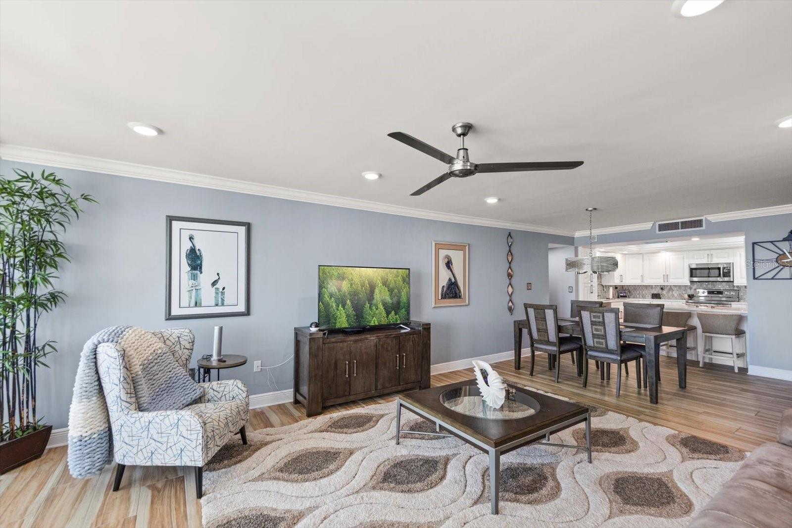 REDINGTON TOWERS BLDG 2 CONDO - Residential