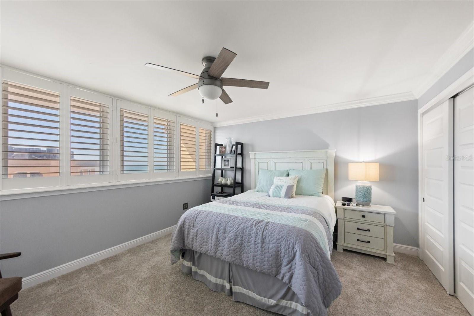 REDINGTON TOWERS BLDG 2 CONDO - Residential