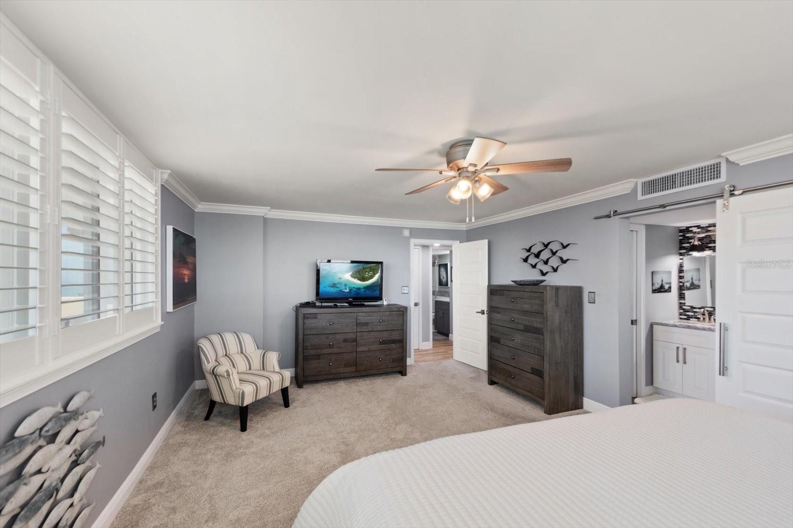 REDINGTON TOWERS BLDG 2 CONDO - Residential