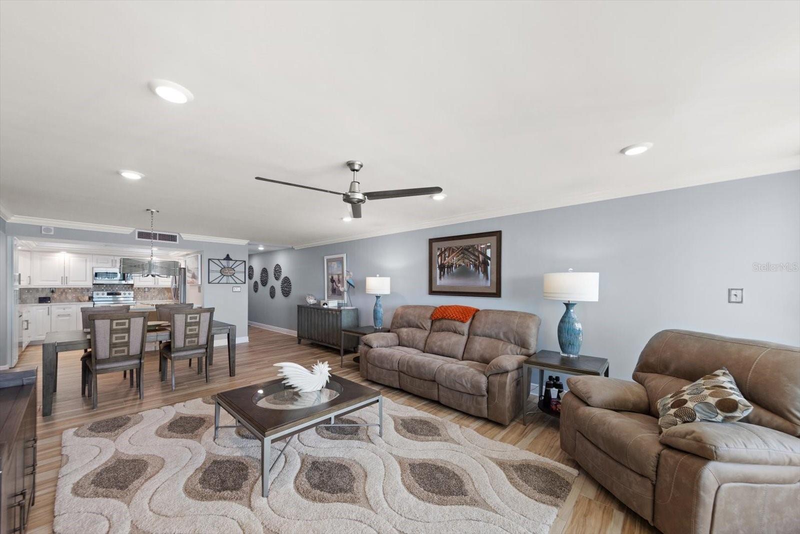 REDINGTON TOWERS BLDG 2 CONDO - Residential