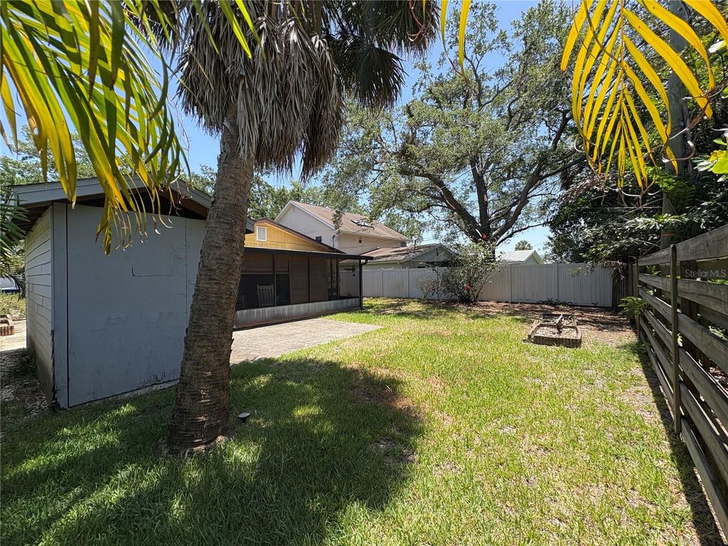 Photo of 484 Itasca Avenue, Tampa, FL 33606 (MLS # TB8388016)