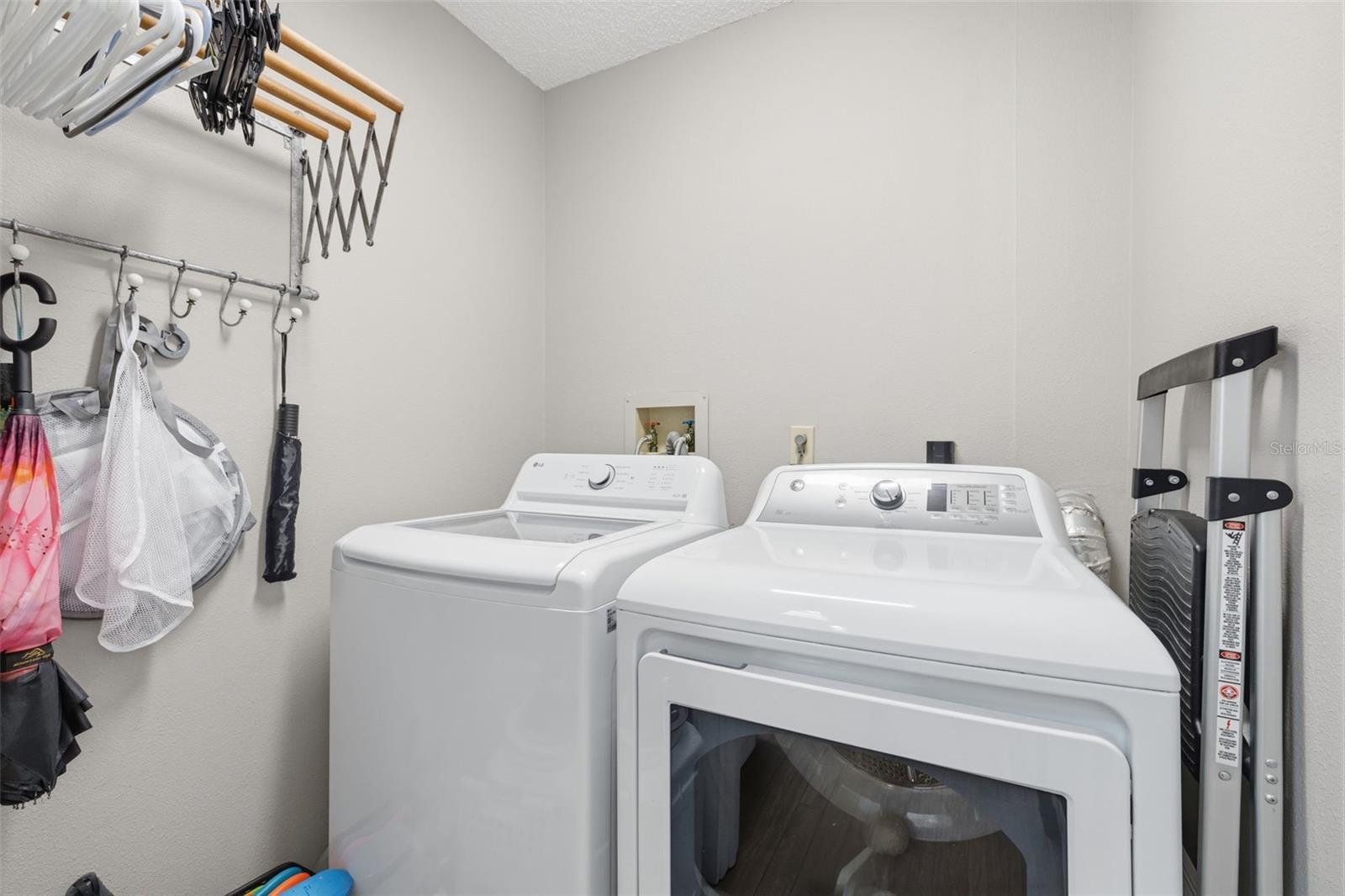 BRIARWOOD - Residential