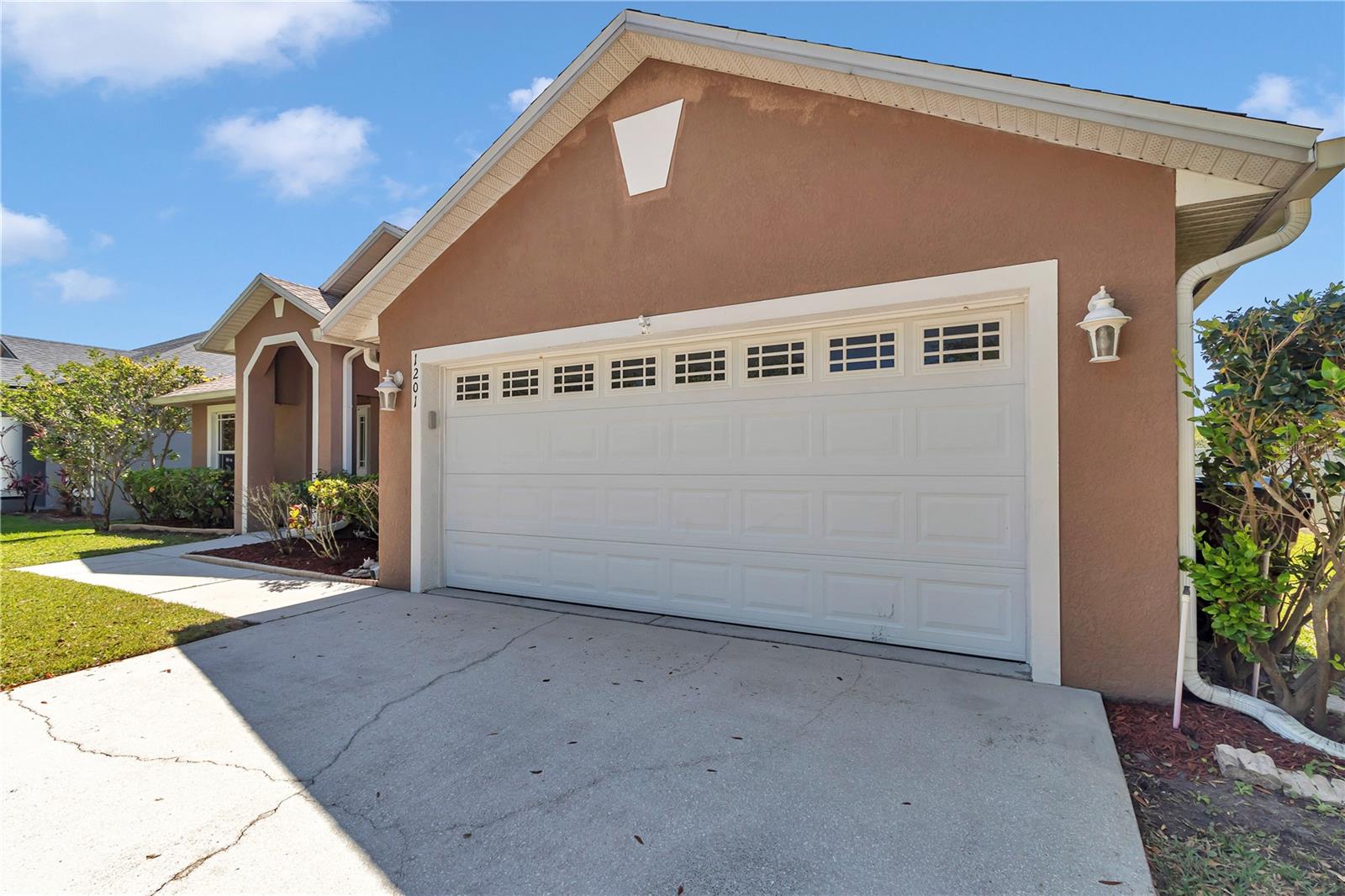 1201 CREEKVIEW COURT