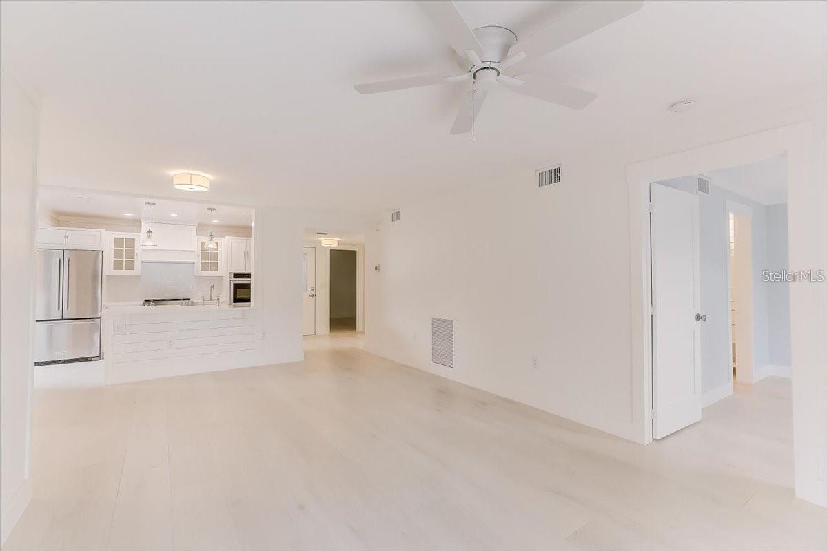 SHEFFIELD GREENE - Residential Lease