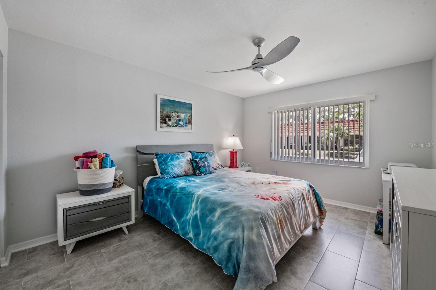 IMPERIAL COVE 13 - Residential