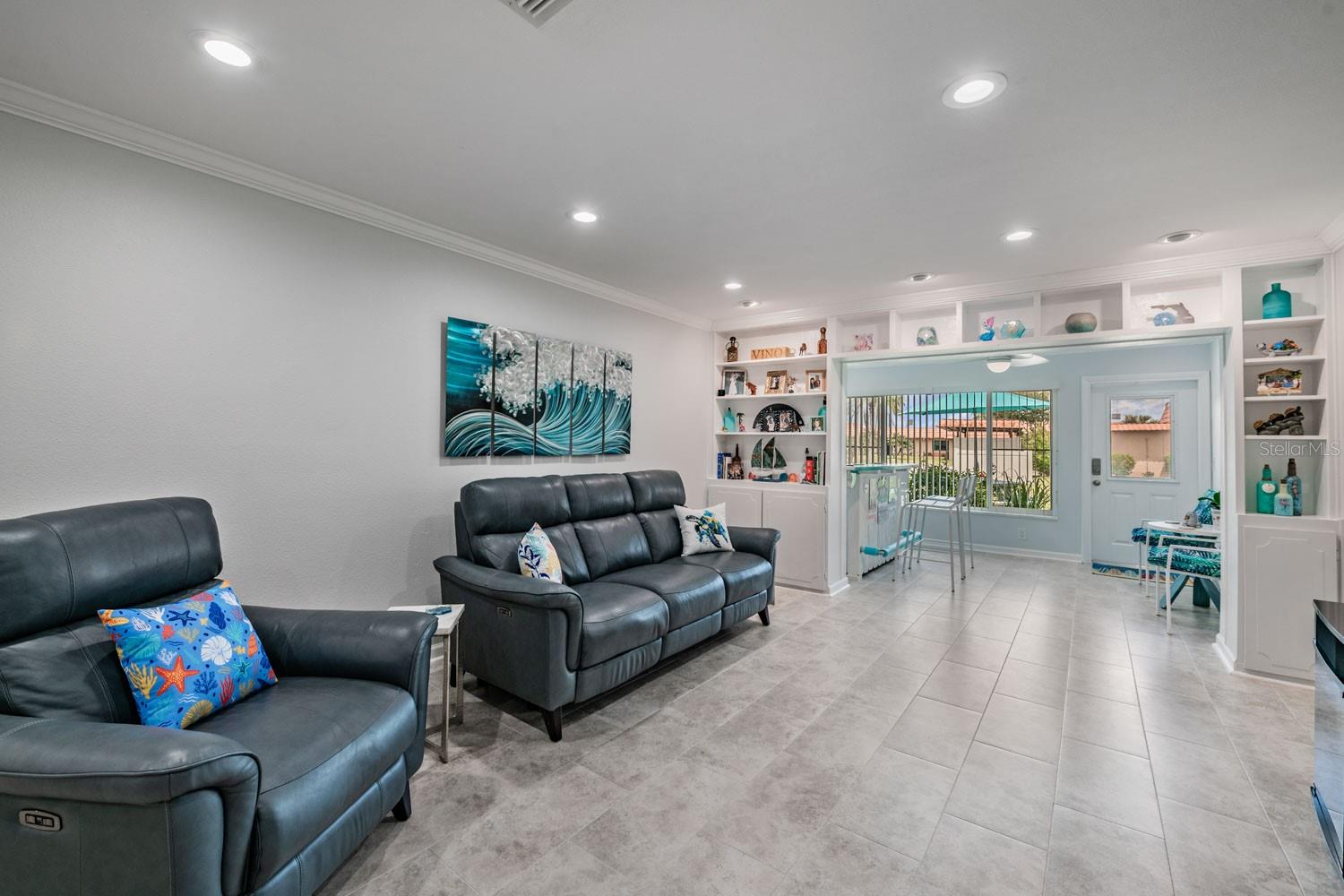 IMPERIAL COVE 13 - Residential