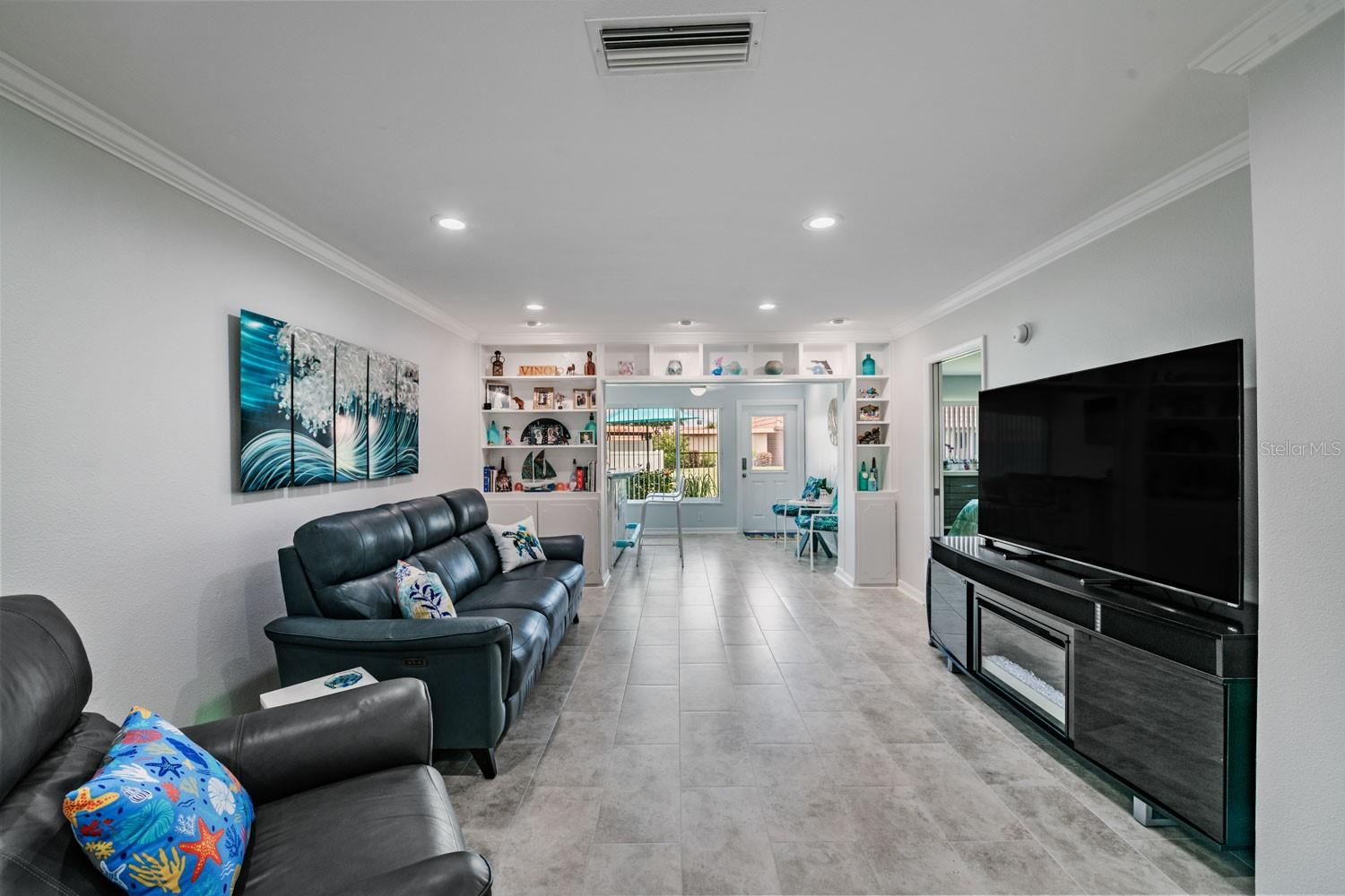 IMPERIAL COVE 13 - Residential