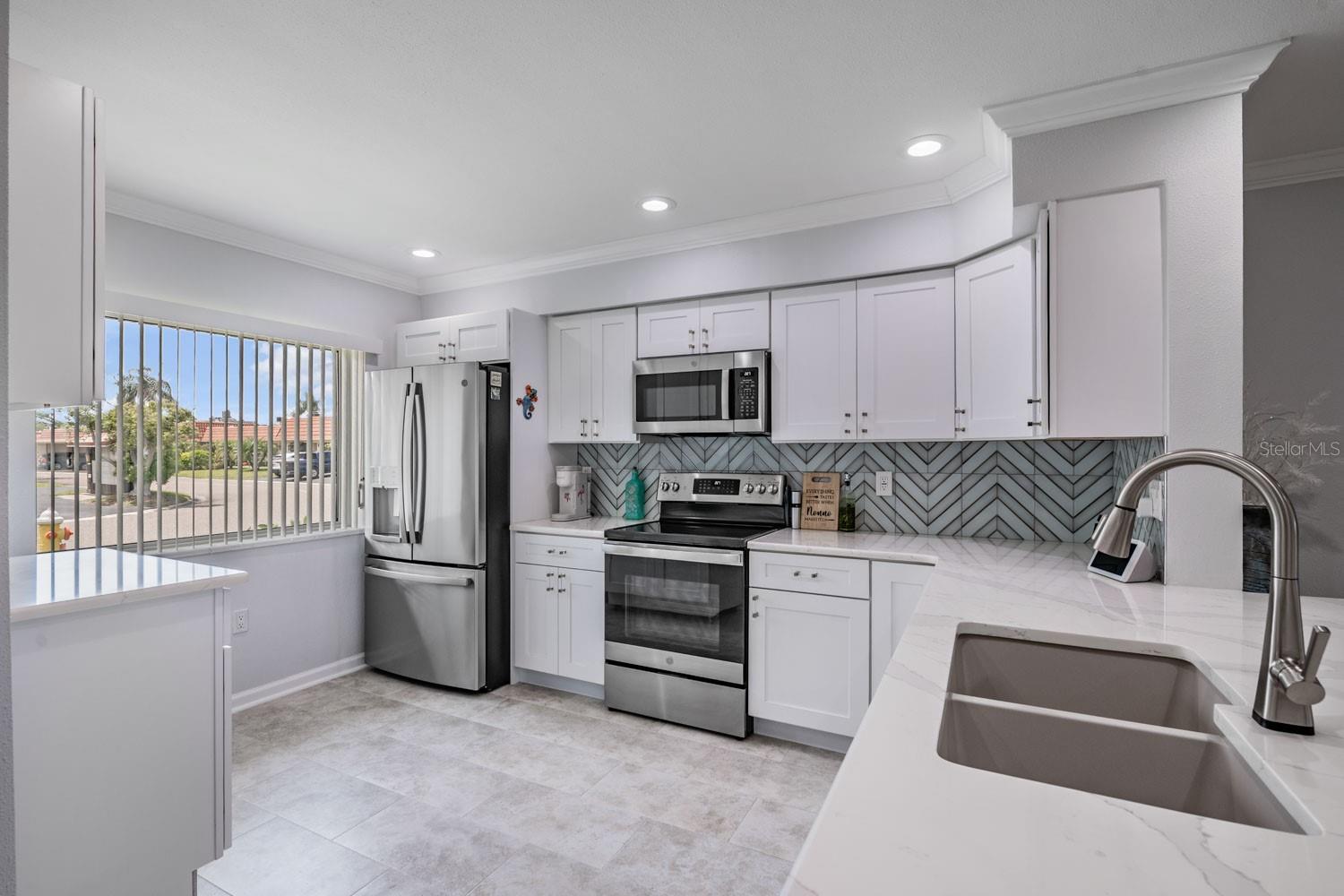 IMPERIAL COVE 13 - Residential