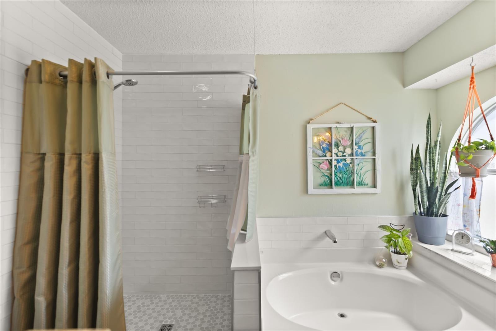 WELLINGTON HMS AT COUNTRYWAY - Residential