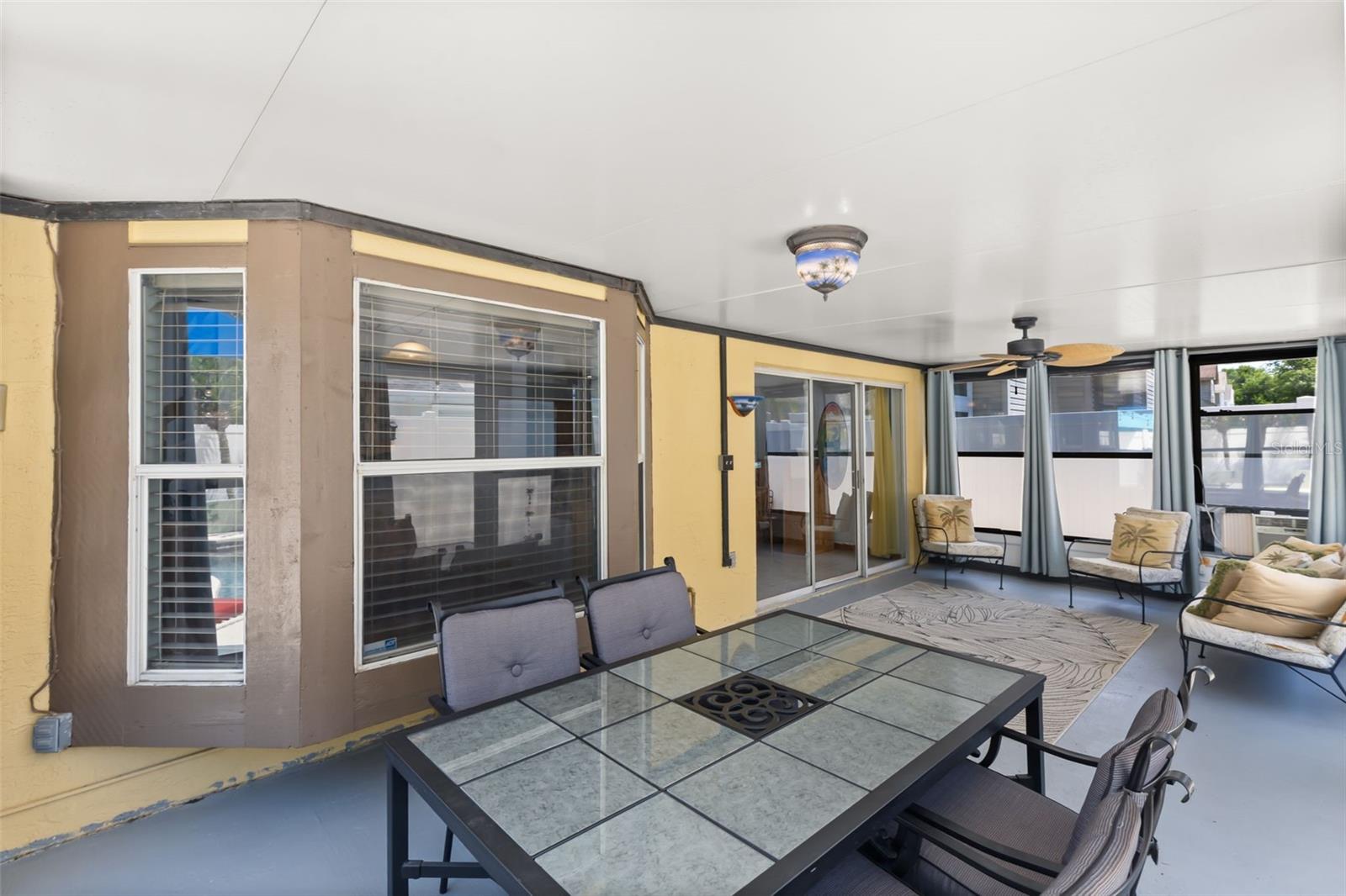 WELLINGTON HMS AT COUNTRYWAY - Residential