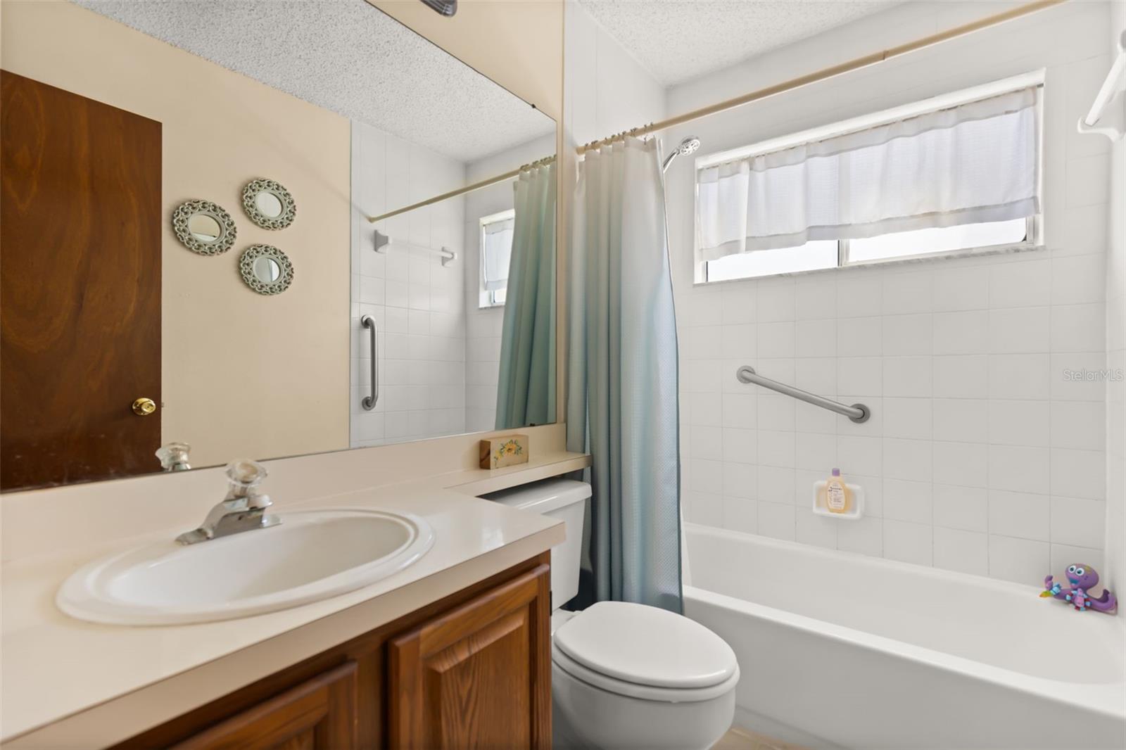 WELLINGTON HMS AT COUNTRYWAY - Residential